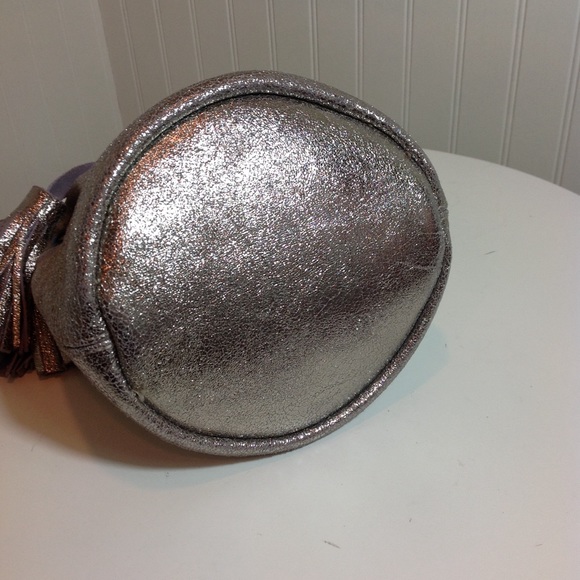 7 Bags 7 Chi Silver Leather Bucket Bag Poshmark